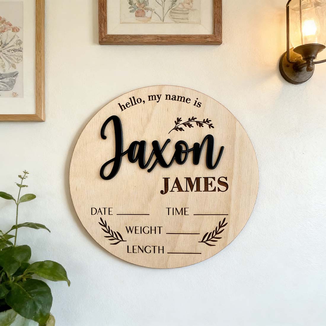لافتة خشبية مخصصة لإعلان ولادة - مراجعة Woodworking Room وسعره